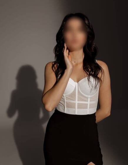 Prostituierte Darina  Dnipro: +380660808508